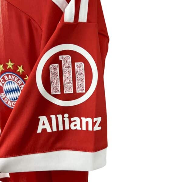Bayern Munich Local 25/26 - Imagen 3