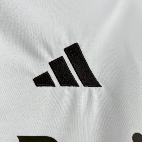 Real Madrid Local 25/26 - Imagen 5