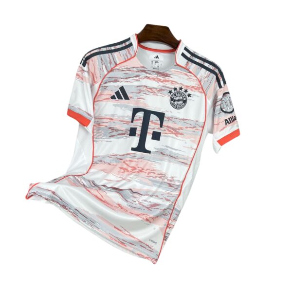 Bayern Munich Visita 25/26