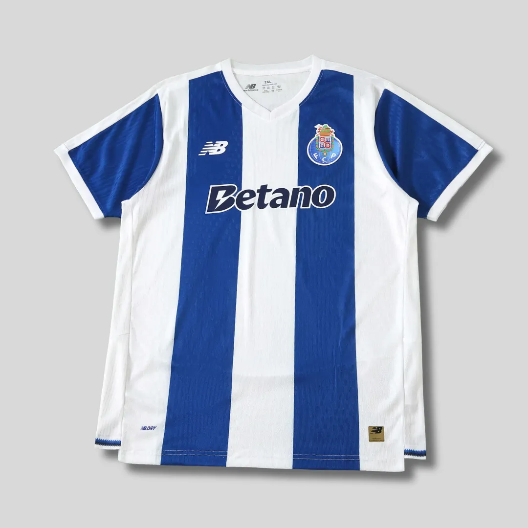 FC Porto Local 26/27-V. Jugador